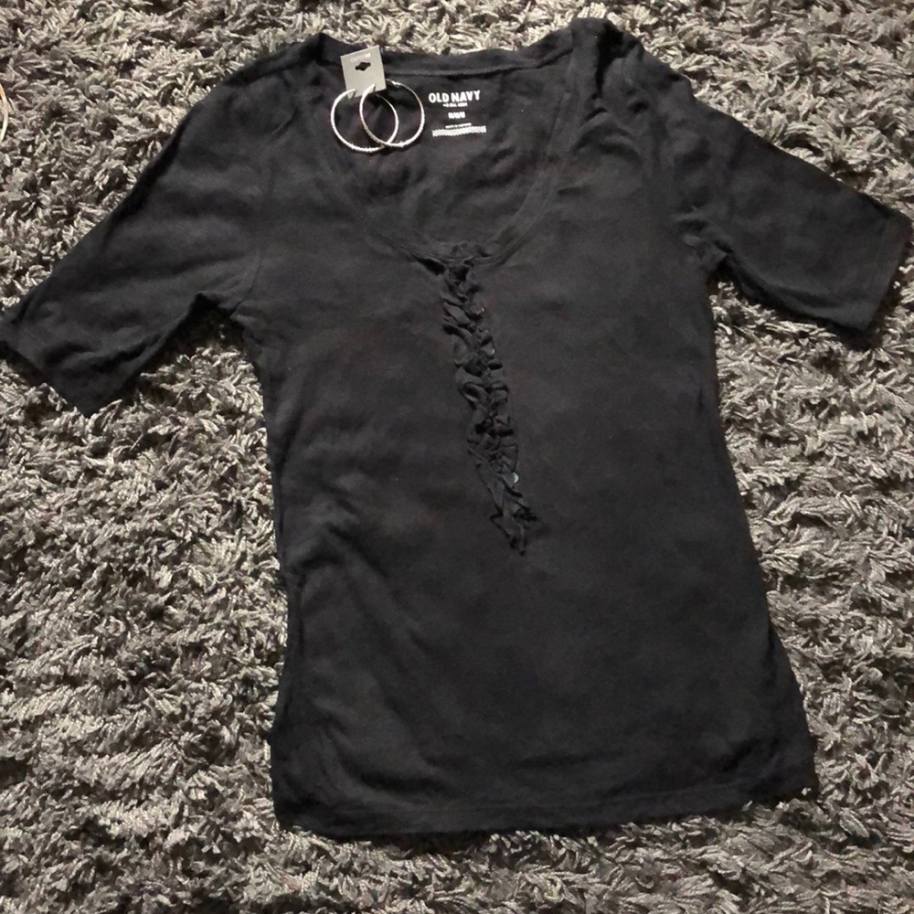 “Old Navy” Deep Round Neck Top